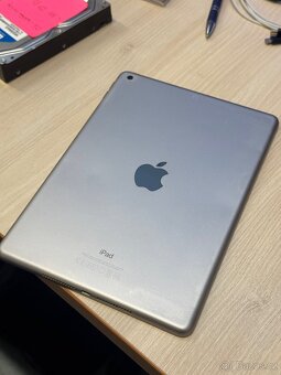 Apple iPad 5 Space Gray (A1822) Wi-Fi - 6