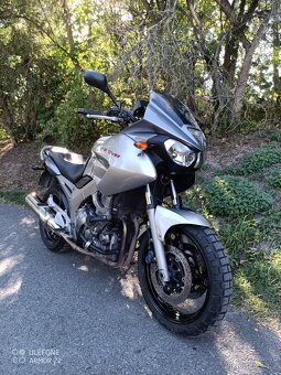 Yamaha TDM 900. r. v. 2003 - 6