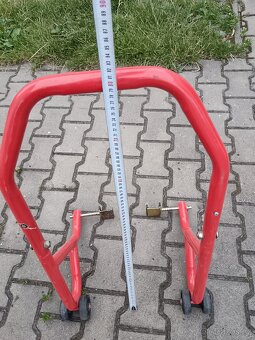 Stojan na motorku - 6