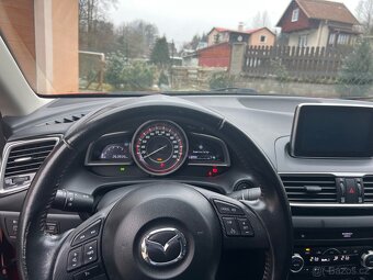 Mazda 3. 2.2 dci - 6