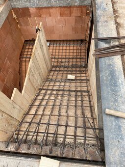 Betonové schodiště u Vás na stavbě - 6
