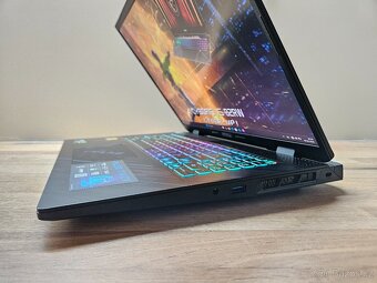17" 240HZ_MSI PULSE 17 AI C1V_U7-155H_32GB_RTX 4060 8GB - 6