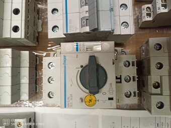 Jističe vypínače kontrolky stykače svodič - 6