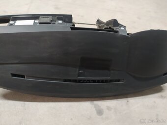 BMW E60/E61 palubní deska z 535d 200kw - 6