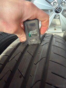 Hankook 205/60 16 7mm - 6