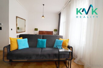 Pronájem designové garsoniéry 49 m2, rekonstrukce, Karlovy V - 6