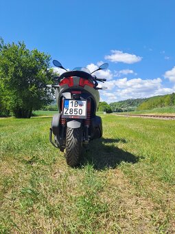 Piaggio mp3 300 sport - 6