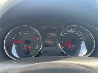 NISSAN QASHQAI 2,0 dCi 4x4 1.MAJITEL TAŽNÉ ZAŘÍZENÍ - 6