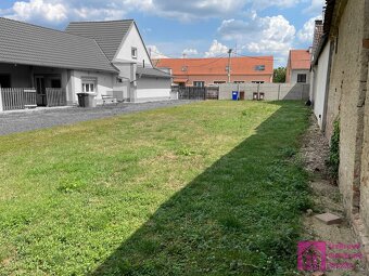 Prodej pozemku pro bydlení, 600 m2 - Drnholec, ev.č. 00121 - 6