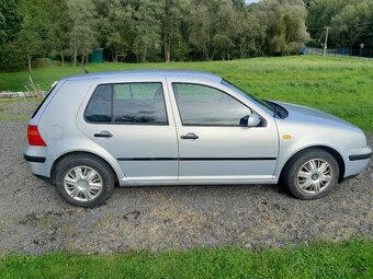 Volkswagen Golf, 1,6i 74KW, klima, r.v. 1999 - 6