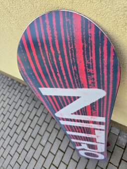 Snowboard Nitro Prime 158 + vázání Nitro Rambler - TOP STAV - 6
