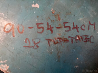 Trezor dvouplášťový starší s podstavcem za 3.000 kč - 6