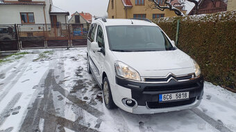 Citroen Berlingo XTR 1.6 HDI 84KW 1.Majitel Koupené ČR 2015 - 6
