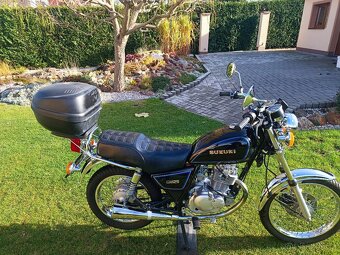 Suzuki GN 125 - 6