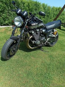 YAMAHA XJR 1300 - 6