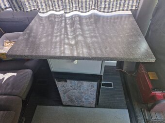 Mercedes Sprinter obytny - 6
