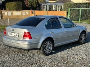 Volkswagen Bora 1.6 benzin nová STK - 6
