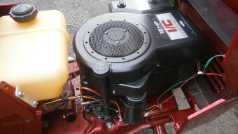 Zahradní traktor Muray -na díly - 6