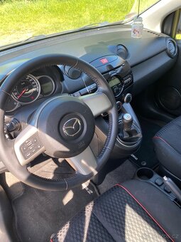 Mazda 2, 2012, 127 000 najeto, klima. vyhřívané sedačky - 6