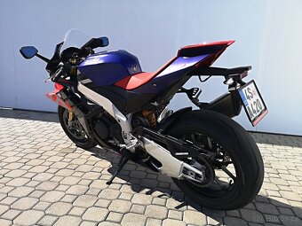 Aprilia RSV4 Factory, r.v.2022, 1.majitel,nové ČR, 14.583 km - 6
