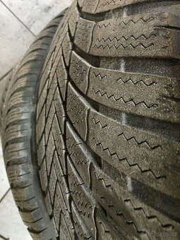 245/45R18 - 6