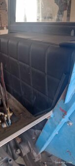 Čalounění blatníků Zetor 5718, 6718, 6911 – ekokůže - 6