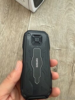 Evolveo MaxPhone A1 - 6