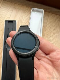 Telefon a hodinki Samsung - 6