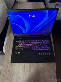 Herní notebook Acer nitro 17 - 6