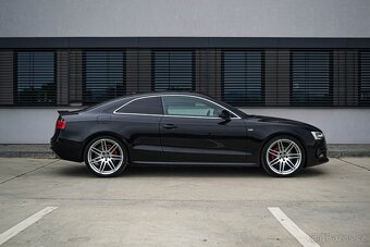 Audi A5 3.0 TDI DPF quattro S tronic BLACK - 6