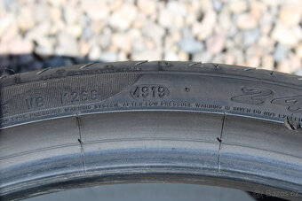 Prodám 1ks letní pneu Pirelli P-ZERO 245/35/21 96Y RUN/FLAT - 6