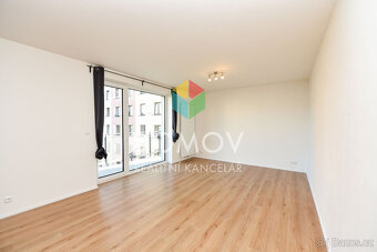 Pronájem moderního 3+kk, 83 m2 s garážovým stáním v centru B - 6