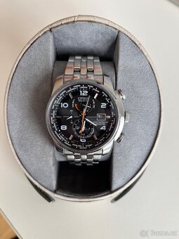 Citizen eco drive radiocontroled sapphire - 6