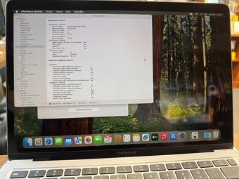 MacBook Air 2020 M1 8GB RAM / 256GB SSD – pouze 13 cyklů - 6
