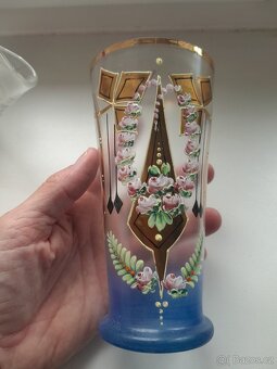 Sklo a porcelán - 6