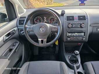 Volkswagen Touran 1.4 103 KW 7 míst 2012 - 6