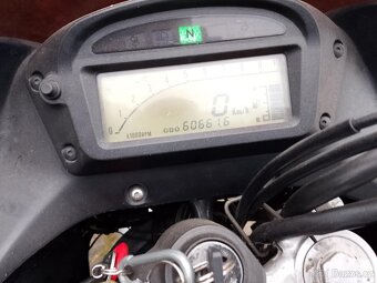 Suzuki Freewind XF650 - 6