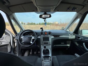 Ford Galaxy Ghia 7 míst, 2008, manuál - 6