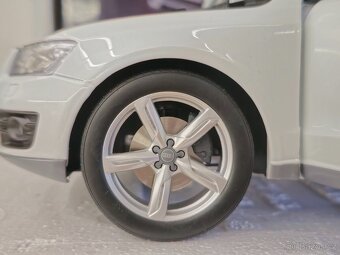 Audi Q5 1:18 Kyosho - 6