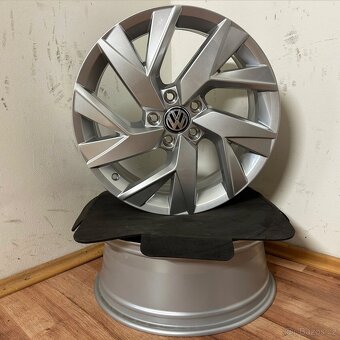 VW TIGUAN/ŠKODA KODIAQ 5x112 R18 ET43 7Jx18 57,1mm - 6