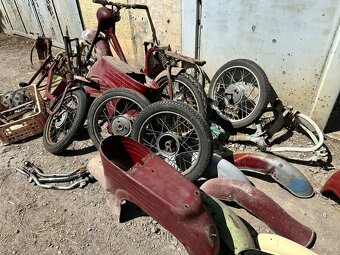 JAWA 555 díly - úklid garáže - 6