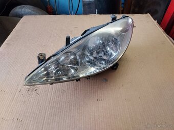 přední světla Peugeot 307 - 6