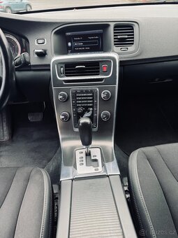 Volvo V60 2,4 D5 AWD, Automatická převodovka - 6