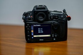 Nikon D800 fulframe zrcadlovka - 6