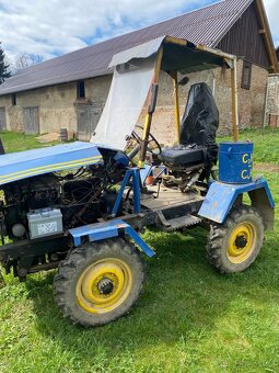 Traktůrek 4x4 - 6