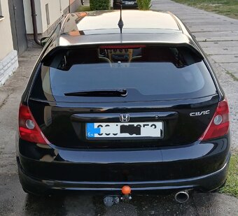 Honda Civic 7g 1.4i 66kW
- 6