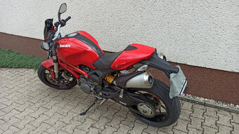 Ducati Monster 796 s nájezdem 13100 km - 6