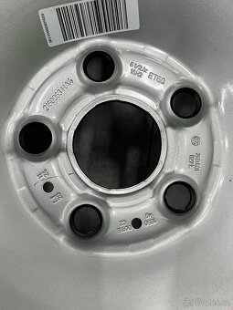 Prodám disky Volkswagen 5x120 r16 letní pneu 205/75/16C - 6