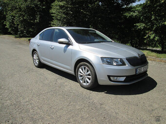 Octavia 1.6 Tdi - 6