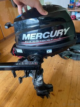 Prodám lodní motor Mercury 3,5hp - 6